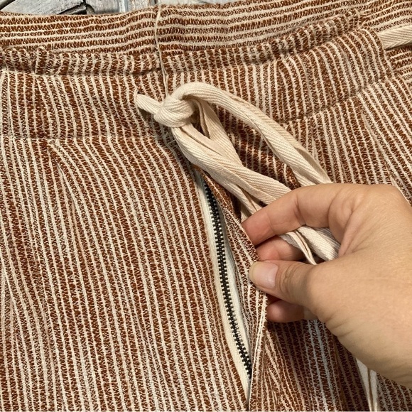 Free People Light At Sunrise Woven Cream/ Brown Crop Pants Size 4 - Picture 11 of 13